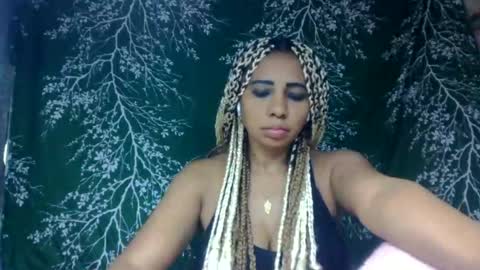 leatianaa online show from 06/23/26, 01:42