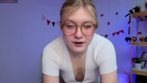 Ellie online show from 03/29/26, 05:40