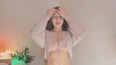 Snapshot of lebelledani chatting on 11/12/25, 04:24 Dani online show from 11/12/25, 04:24