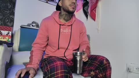 leenar_key online show from 02/21/25, 10:39