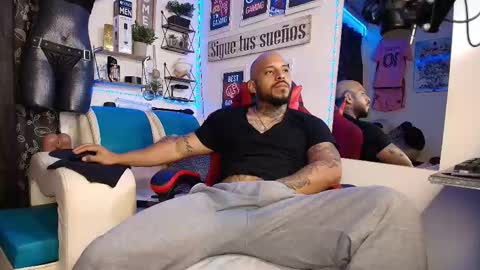 leenar_key online show from 02/13/26, 08:54