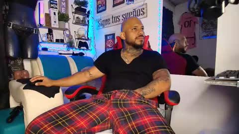 leenar_key online show from 02/20/26, 10:27