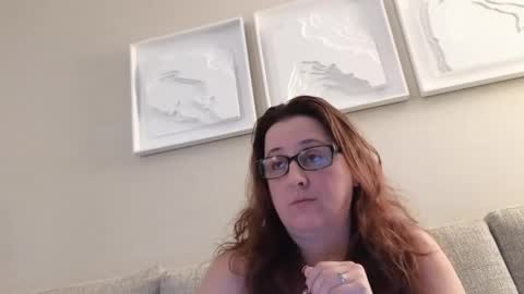 Leesa online show from 10/21/25, 03:51