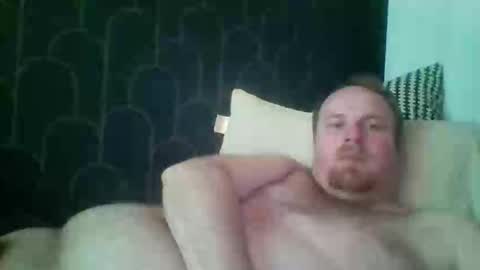 Snapshot of leeuwarder12 chatting on 11/16/25, 10:04 leeuwarder12 online show from 11/16/25, 10:04