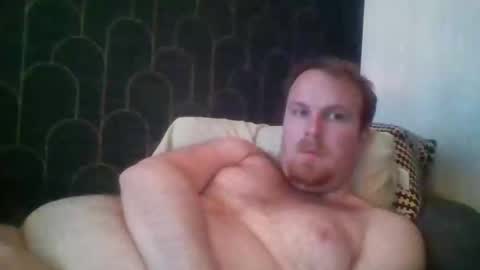 Snapshot of leeuwarder12 chatting on 11/19/25, 06:08 leeuwarder12 online show from 11/19/25, 06:08