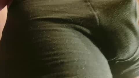 Snapshot of lefrancais33000 chatting on 02/04/26, 10:54 Dliciousman online show from 02/04/26, 10:54