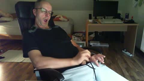 Dave online show from 12/09/24, 10:52