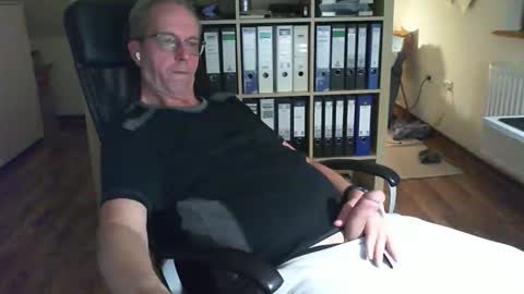 Dave online show from 09/29/25, 10:25