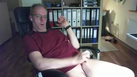 Dave online show from 11/12/25, 10:41