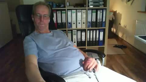 Dave online show from 11/15/25, 01:03