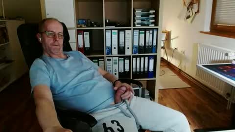 Dave online show from 04/05/26, 10:07