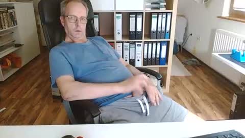 Dave online show from 07/11/26, 02:20