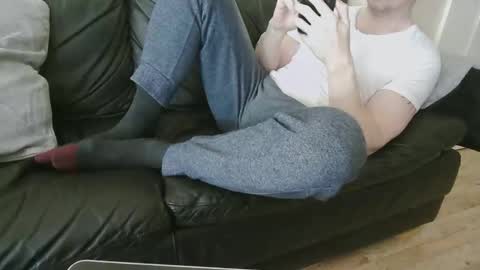 UK lover online show from 04/04/26, 10:24
