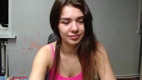 Liya online show from 11/06/25, 08:43