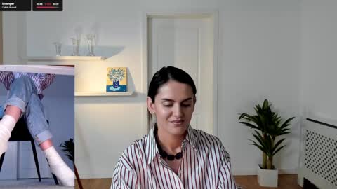 Elle  online show from 01/16/25, 09:59