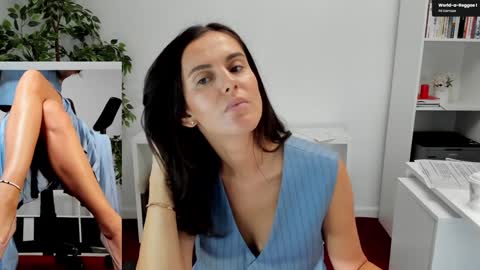 Elle  online show from 09/11/25, 06:02