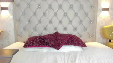 LEIGH ANGELS online show from 03/05/25, 09:59