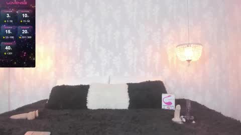 LEIGH ANGELS online show from 10/25/25, 09:53