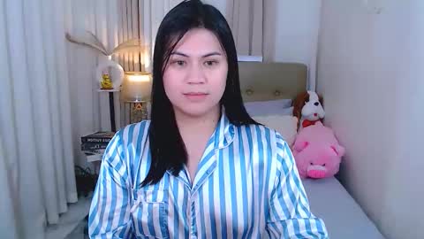 Cailey online show from 11/26/25, 03:24