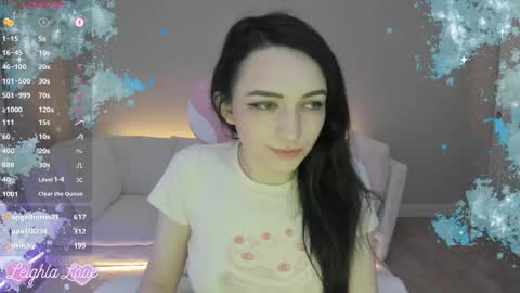 Snapshot of leighlalove chatting on 09/15/25, 12:49 Leighla online show from 09/15/25, 12:49