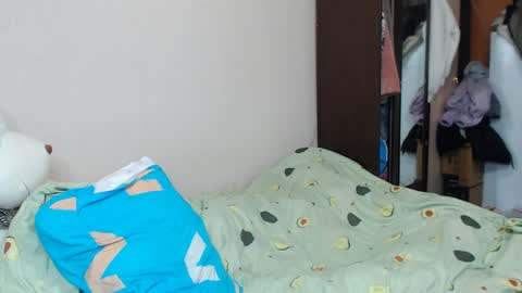 Snapshot of leila_bambi chatting on 01/21/25, 10:41 leila_bambi online show from 01/21/25, 10:41