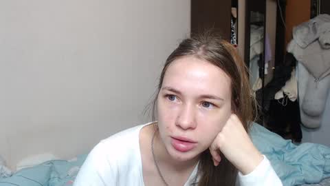 Snapshot of leila_bambi chatting on 02/04/25, 08:35 leila_bambi online show from 02/04/25, 08:35