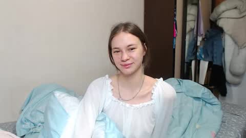 Snapshot of leila_bambi chatting on 02/11/25, 06:22 leila_bambi online show from 02/11/25, 06:22