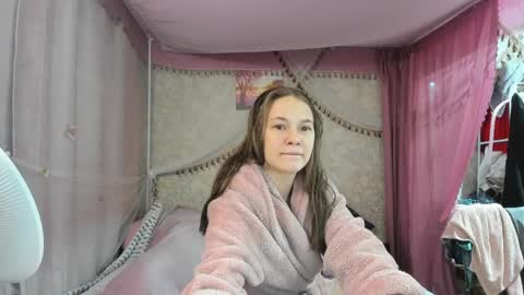 leila_bambi_ online show from 03/29/26, 06:41