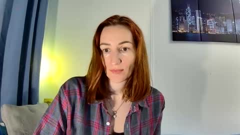 Snapshot of leila_cam18hot chatting on 05/29/26, 08:40 leila_cam18hot online show from 05/29/26, 08:40
