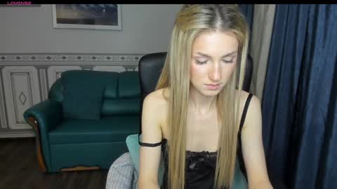 Leila Morriss online show from 12/09/24, 01:18