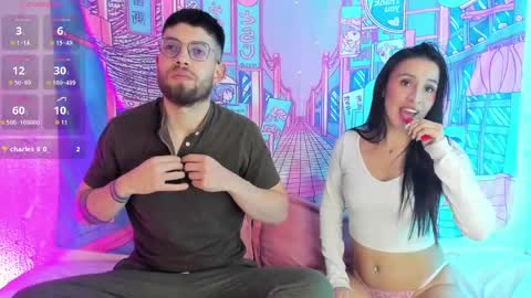 Snapshot of leila_petitee chatting on 01/01/25, 10:35 Leila online show from 01/01/25, 10:35