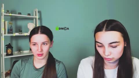 leila_viper_ online show from 12/16/25, 01:27