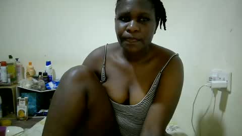 leilacuty13 online show from 07/05/26, 07:04