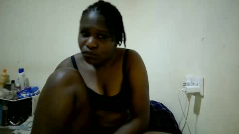 leilacuty13 online show from 07/06/26, 07:49
