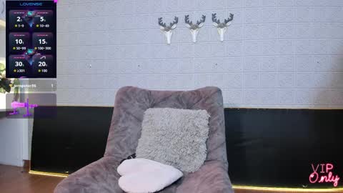   online show from 03/25/26, 08:15