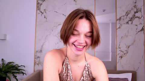 Snapshot of leilalawson chatting on 12/30/24, 11:48 LeilaLawson online show from 12/30/24, 11:48