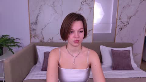 Snapshot of leilalawson chatting on 01/11/25, 11:12 LeilaLawson online show from 01/11/25, 11:12