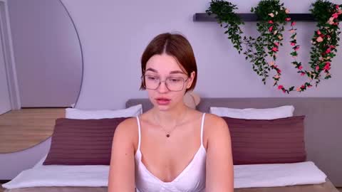 Snapshot of leilalawson chatting on 02/10/25, 07:26 LeilaLawson online show from 02/10/25, 07:26