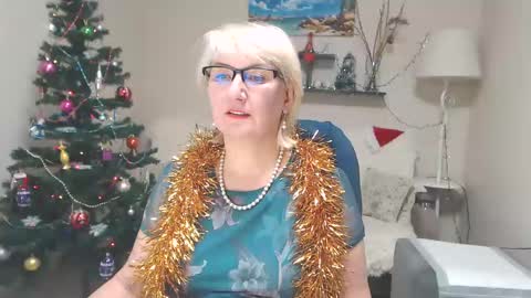 Leila Kinky online show from 12/23/24, 11:36