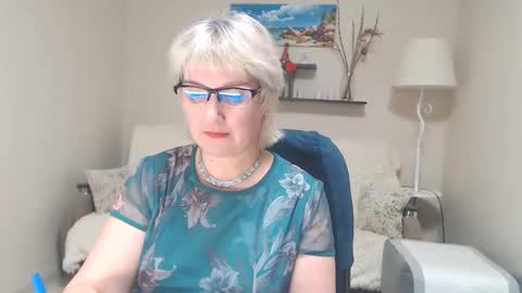 Leila Kinky online show from 02/09/25, 12:30