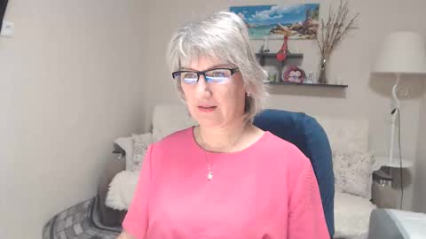 Leila Kinky online show from 11/11/25, 09:42