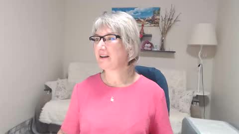 Leila Kinky online show from 11/14/25, 07:51