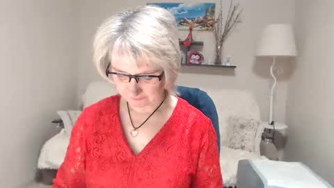 Snapshot of leilamays chatting on 02/04/26, 05:24 Leila Kinky online show from 02/04/26, 05:24