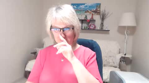 Leila Kinky online show from 04/19/26, 05:18