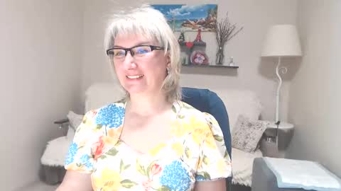 Leila Kinky online show from 05/18/26, 06:08