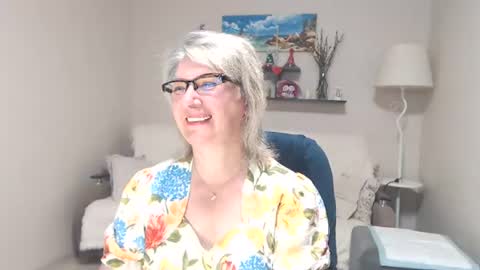 Snapshot of leilamays chatting on 07/03/26, 05:03 Leila Kinky online show from 07/03/26, 05:03