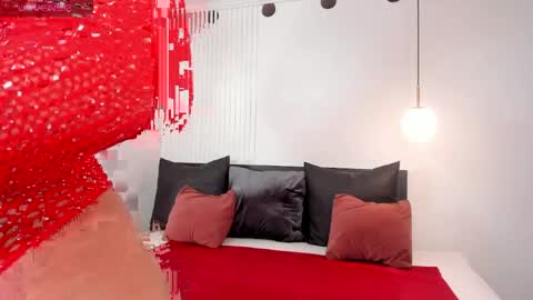 Leily online show from 04/17/26, 09:51