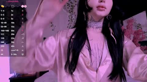 Snapshot of lein_bone chatting on 11/06/25, 12:22 Lein online show from 11/06/25, 12:22