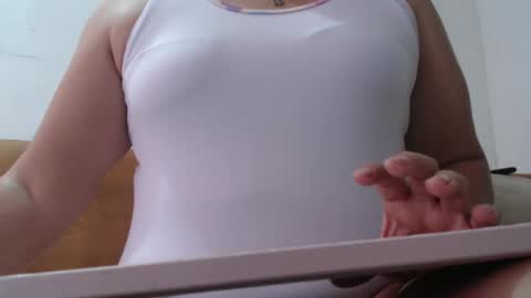 Snapshot of leishasoft1 chatting on 02/21/25, 12:39 pamela online show from 02/21/25, 12:39