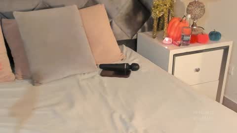 Snapshot of leizathompson chatting on 10/28/25, 09:28 Leizathompson online show from 10/28/25, 09:28